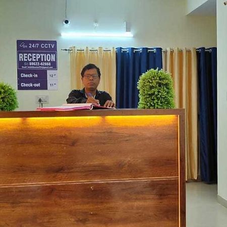 Hotel O Pop Hotel Blue Star Bhilai ภายนอก รูปภาพ