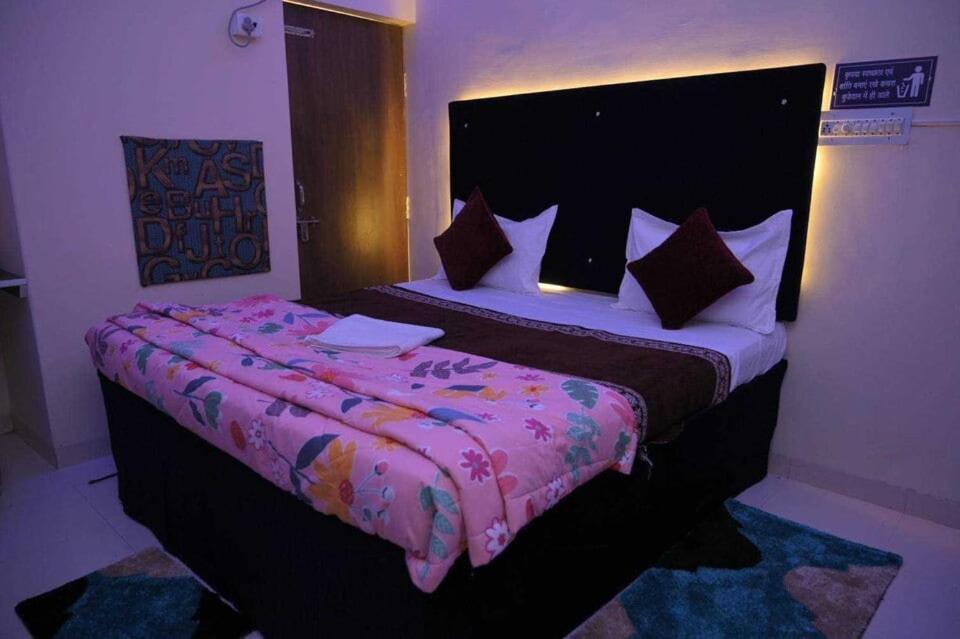 Hotel O Pop Hotel Blue Star Bhilai ภายนอก รูปภาพ